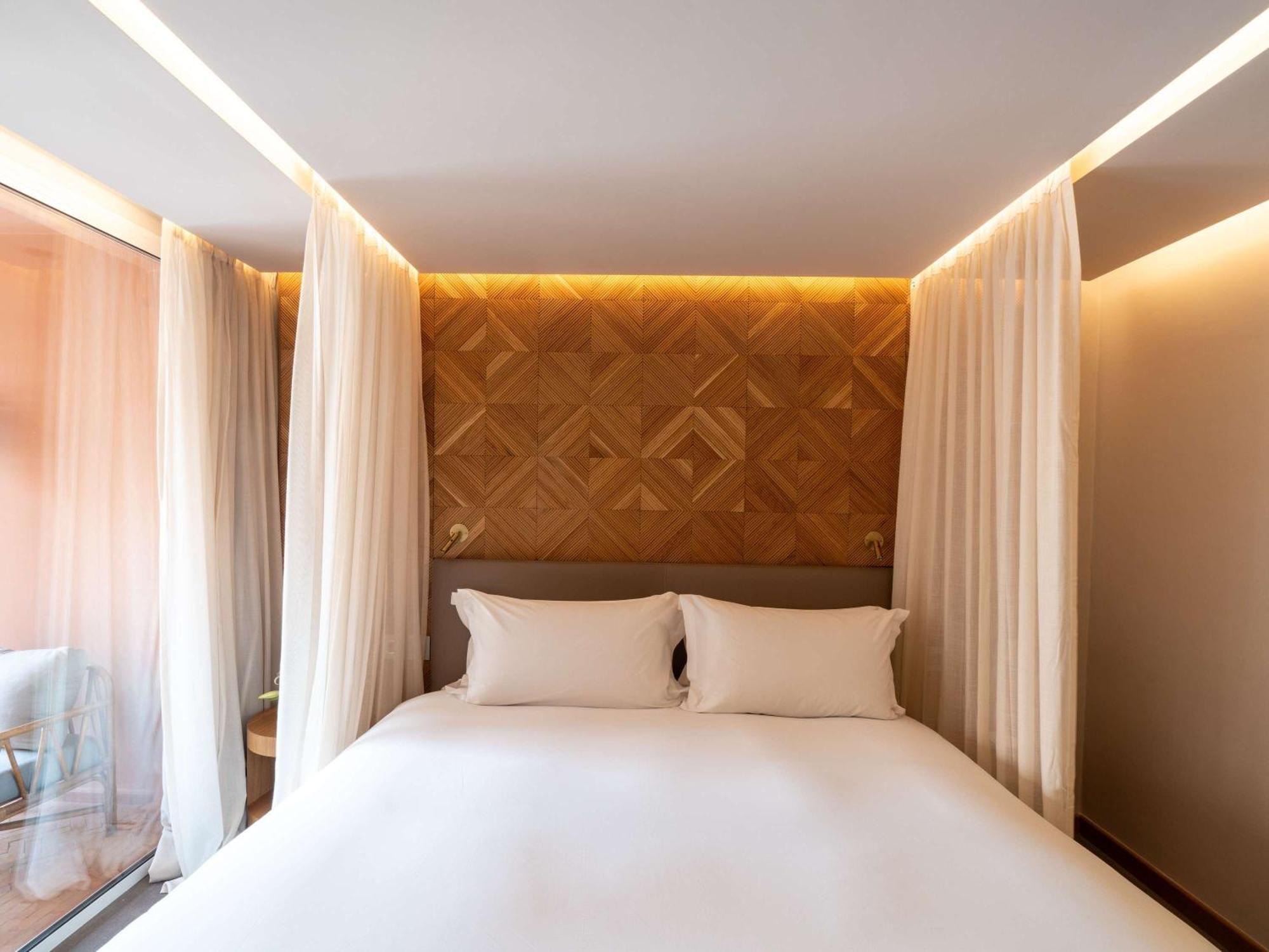 Sofitel Marrakech Palais Imperial & Spa Marrakesh Esterno foto A bedroom at the hotel