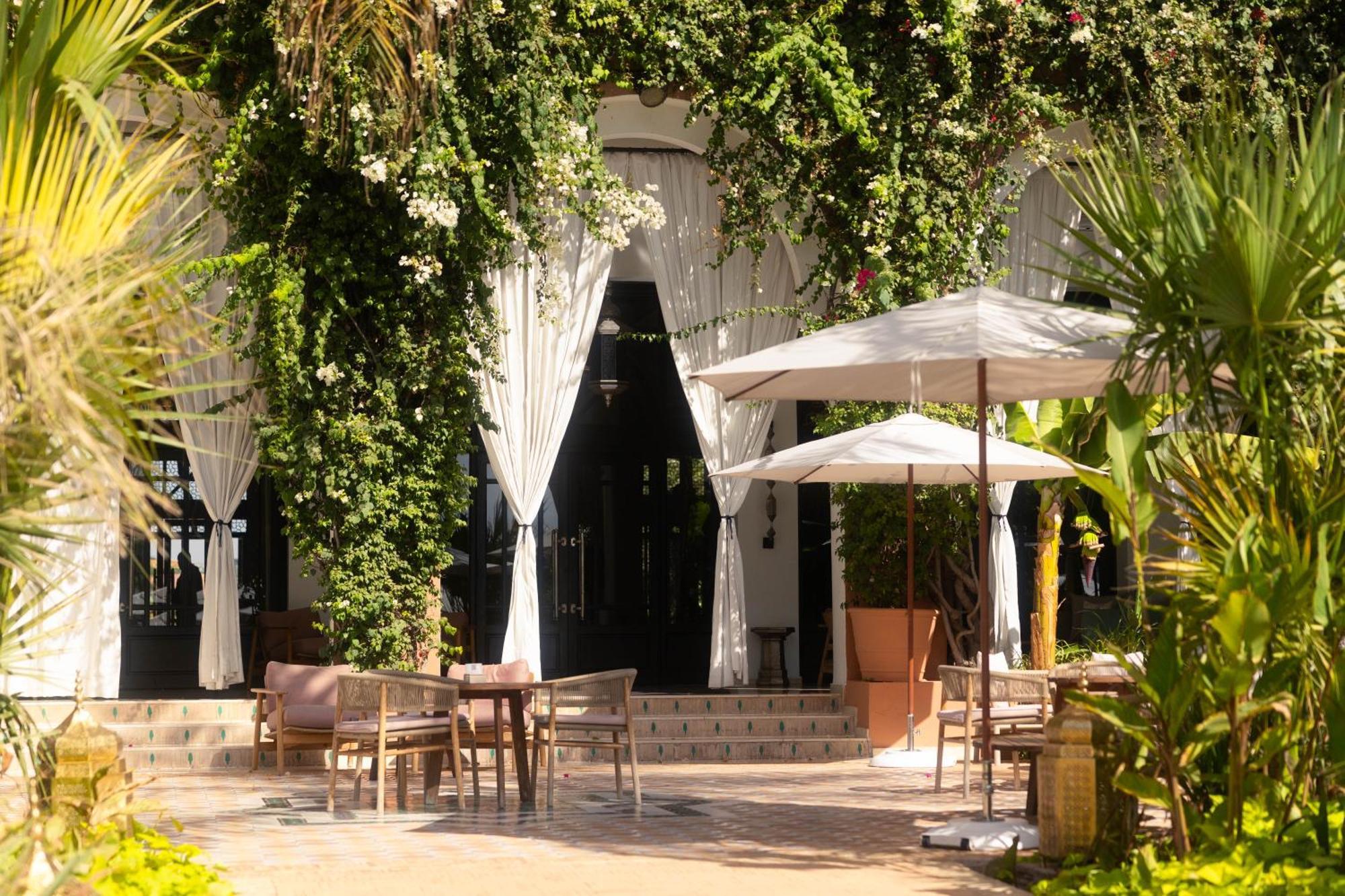 Sofitel Marrakech Palais Imperial & Spa Marrakesh Esterno foto The hotel's garden